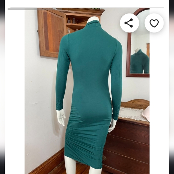 Gently used Venus ruched dress - Picture 4 of 13